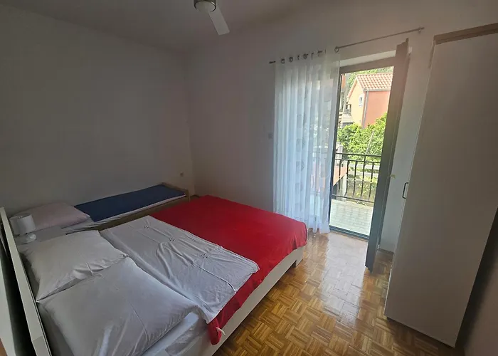 Anna Apartment