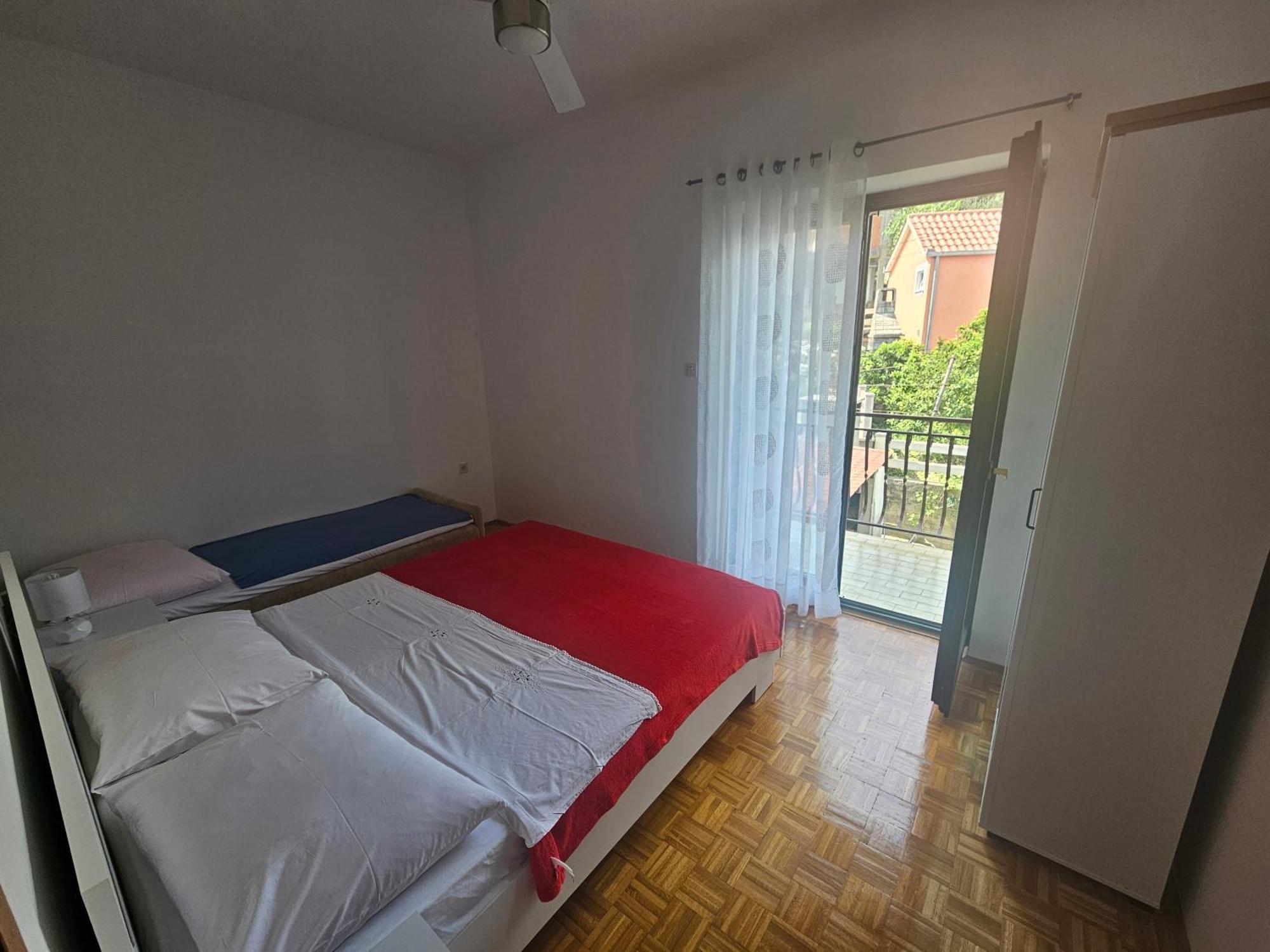 Anna Apartman